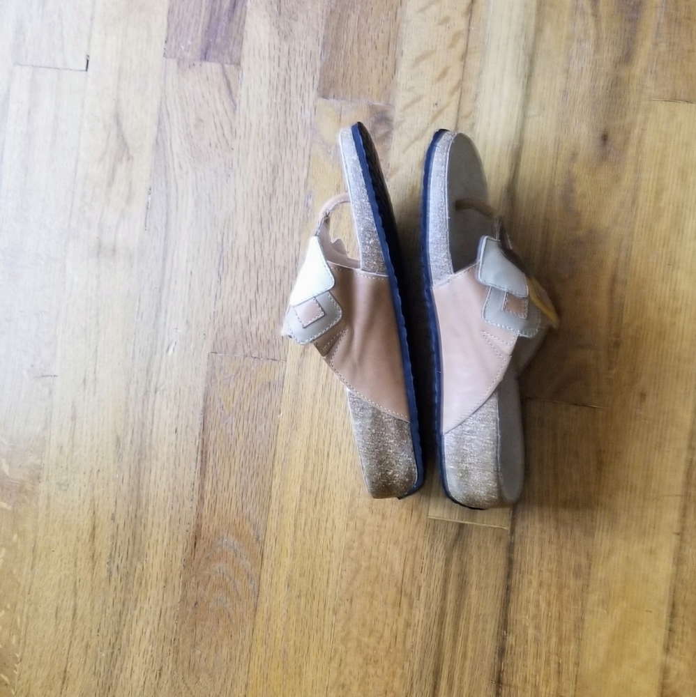 NWOT - Haflinger Thong Sandal - Picture 9 of 11